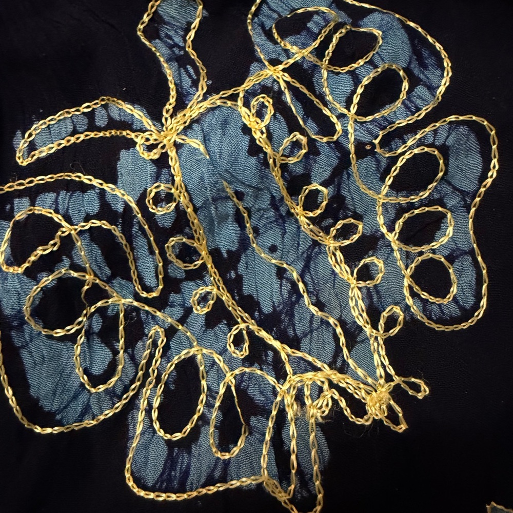 Chic Navy Boho Embroidered Sleeveless - Picture 2 of 6